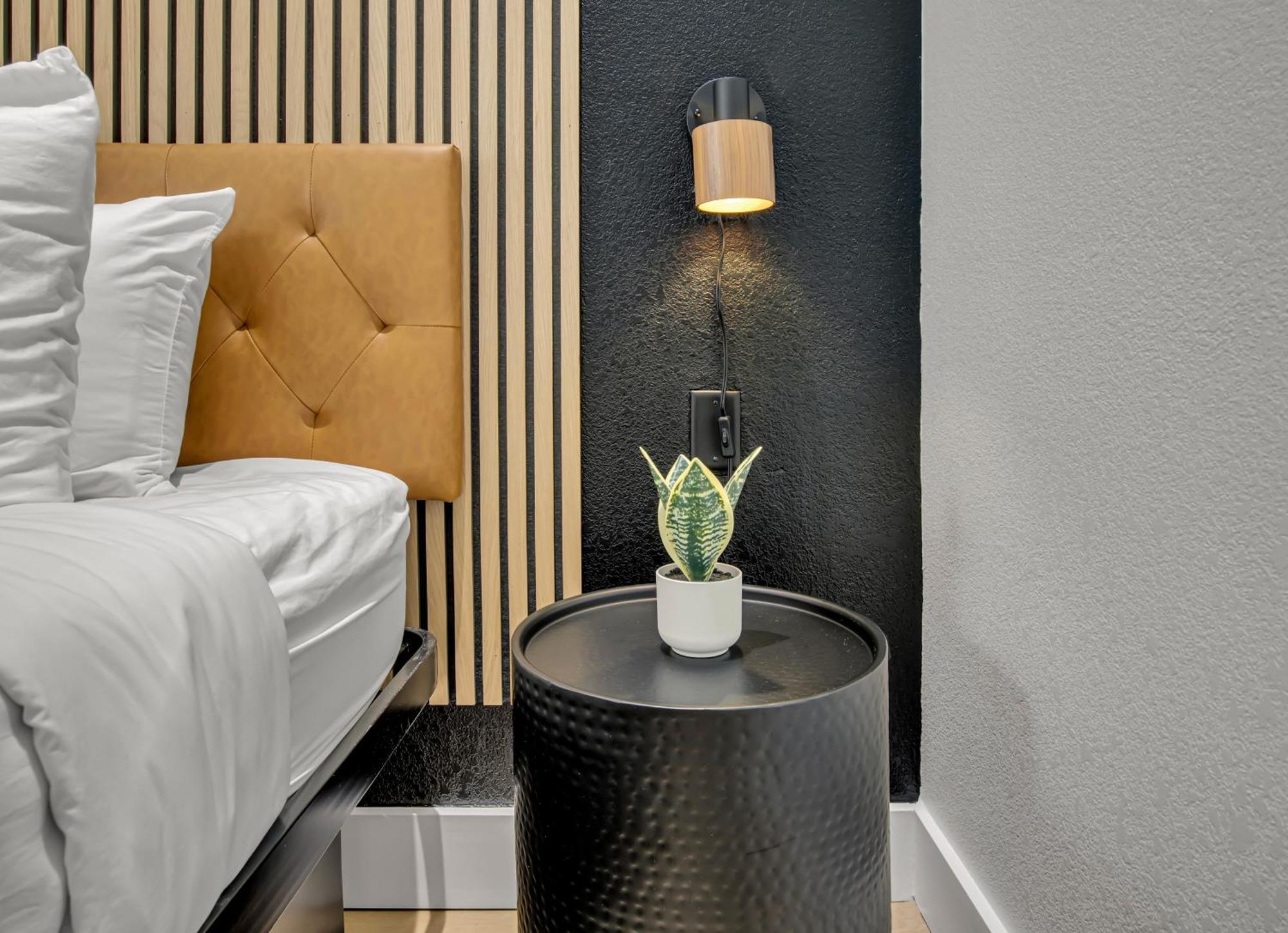 Hotel The Block